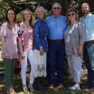 Meet your Posher, Whitney